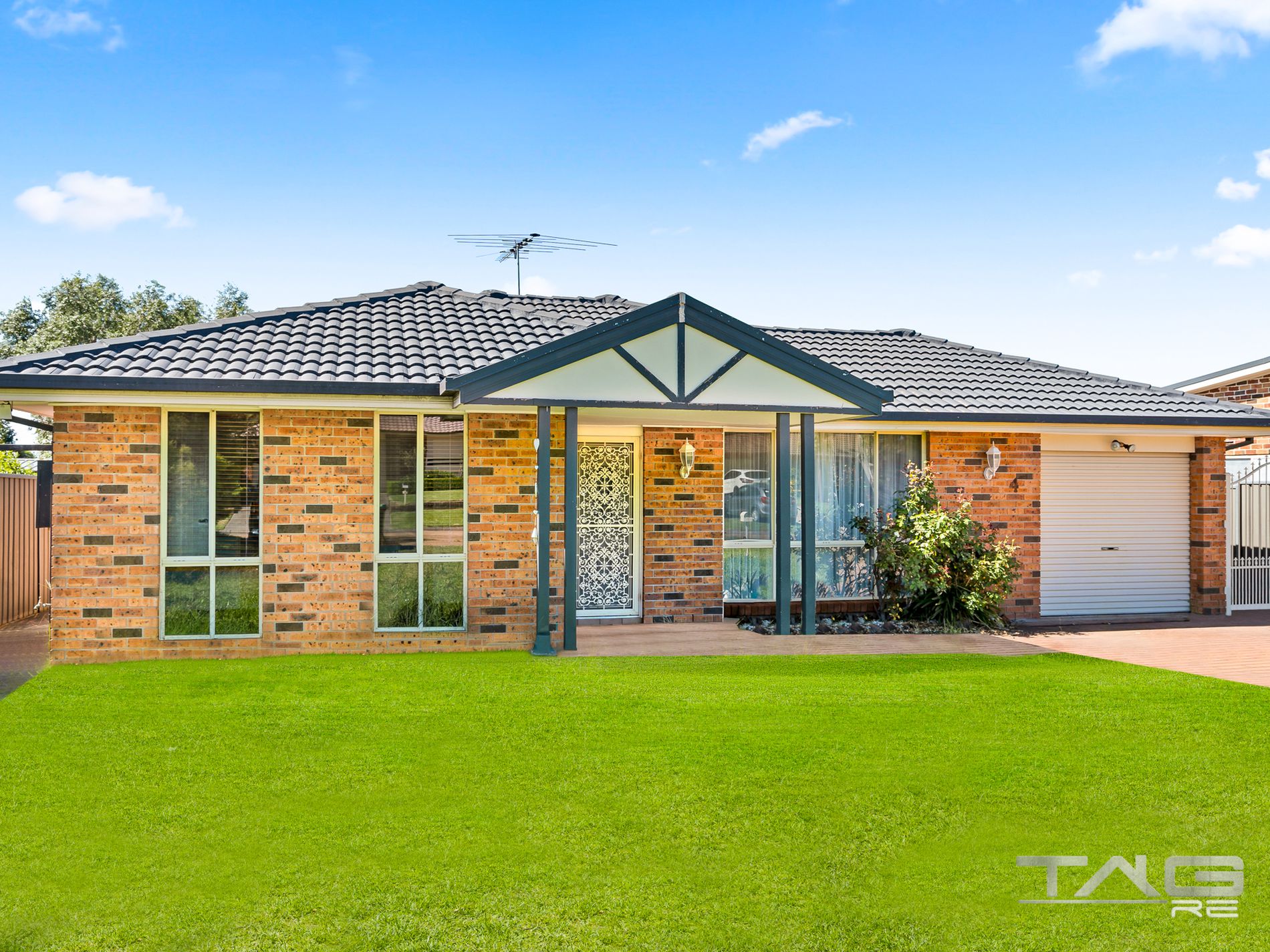 4 Clayton Way, Claremont Meadows