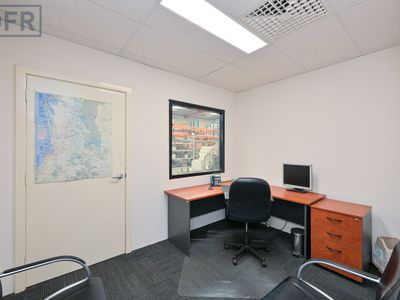 18 Bushland Ridge, Bibra Lake