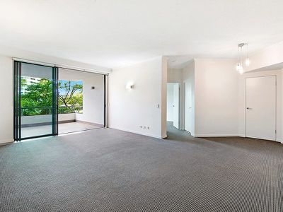 10T / 20-28 Bayview Street, Runaway Bay