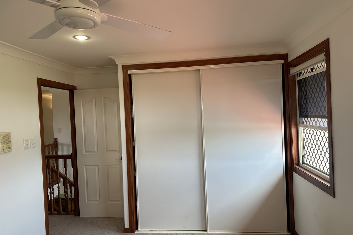 24 Aquarius Place, Bridgeman Downs