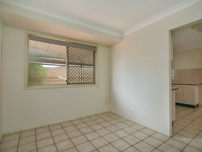 22 Kingsford Smith Drive, Wilsonton