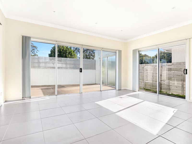 2 / 9 Unara Road, Dapto