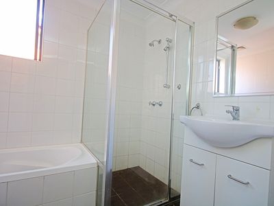 3 / 1 Yangoora Road, Belmore