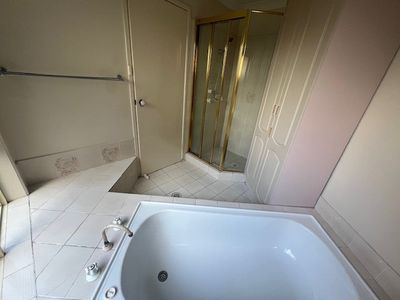 4 Aintree Close, Casula