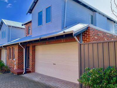 3b Temple Street, Victoria Park