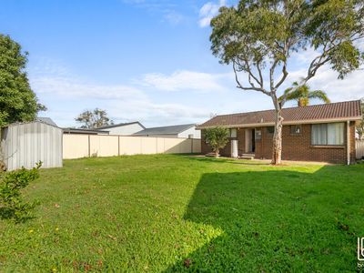 27 McKellar Boulevard, Blue Haven