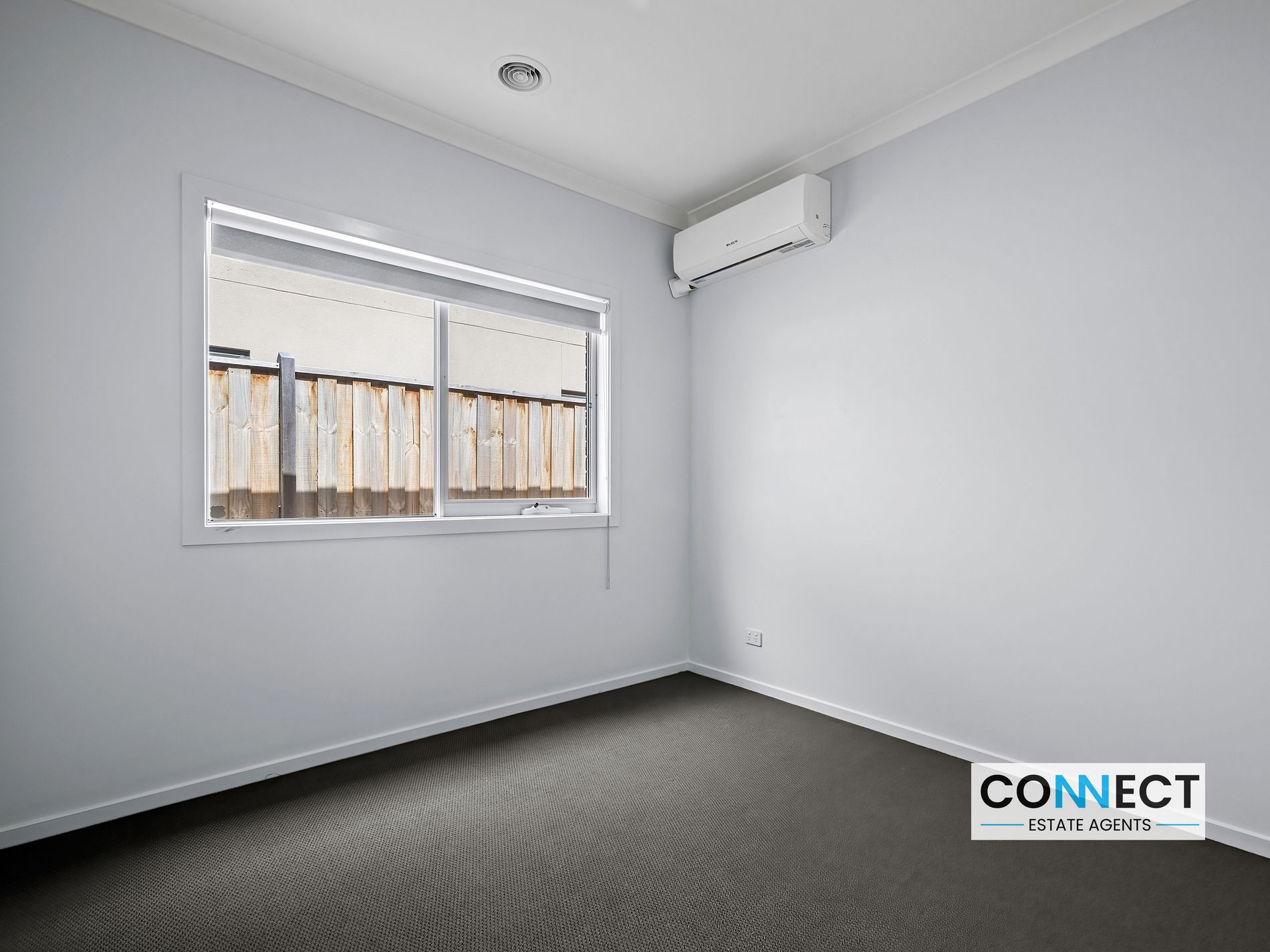 8 Nocturne Avenue, Clyde