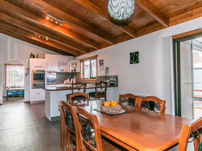 4 Quiberon Crt, Margate