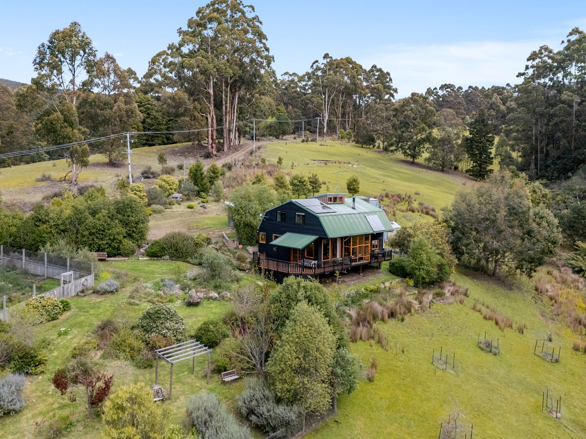 190 Cripps Road, Woodbridge