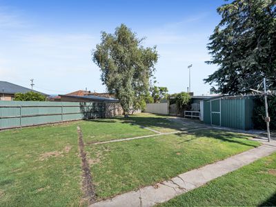 2 Trueman Crescent, Mowbray