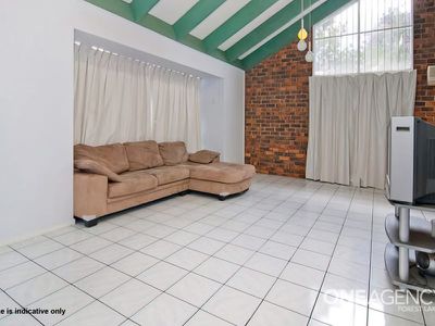24 Clifton Cres, Durack
