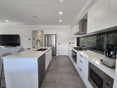83 Contour Road, Austral