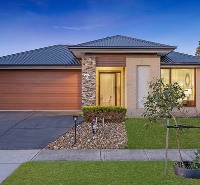 58 Wilkiea Crescent, Cranbourne North