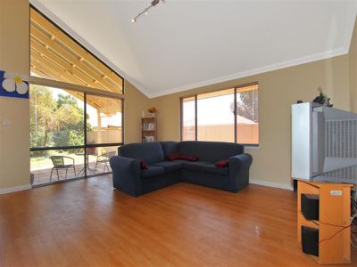 12 Rourke Cove, Kalgoorlie