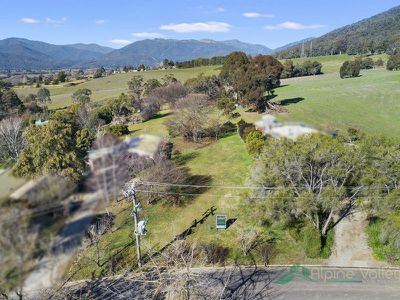 5 Cuthbert Street, Tawonga