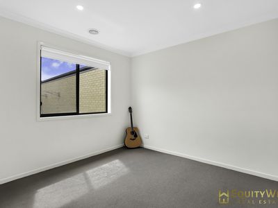 9 Gants Path, Wyndham Vale