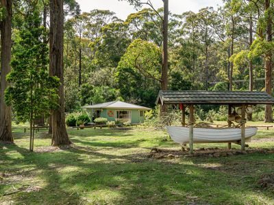 400 Narrows Road, Strathblane