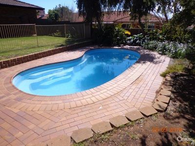 4 Ingrid Place, Dubbo