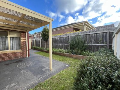 1 / 3 Apex Avenue, Belmont