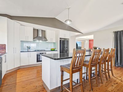 619 Woodville Road, Binda