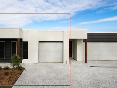 1 / 5 Jarrah Dr, Peregian Springs