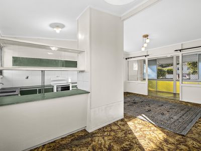 104 Basnett Street, Chermside West