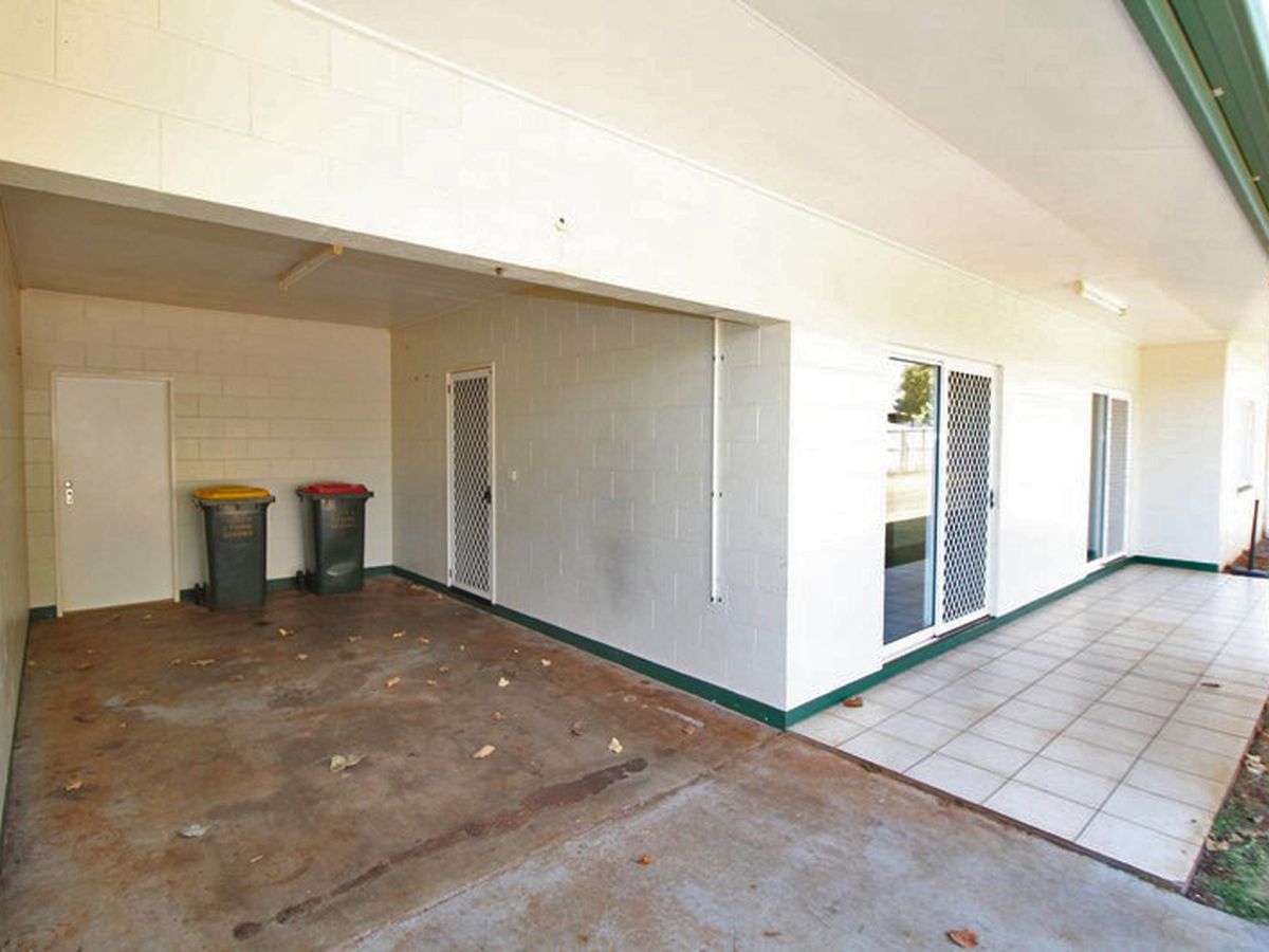 1 & 2 / 3 Paine Street, Atherton