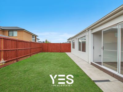 27 Fairweather Street, Clyde