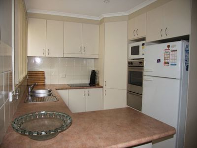 1 / 108-110 The Lakesway, Forster
