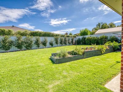 48 Norman Way, Thurgoona