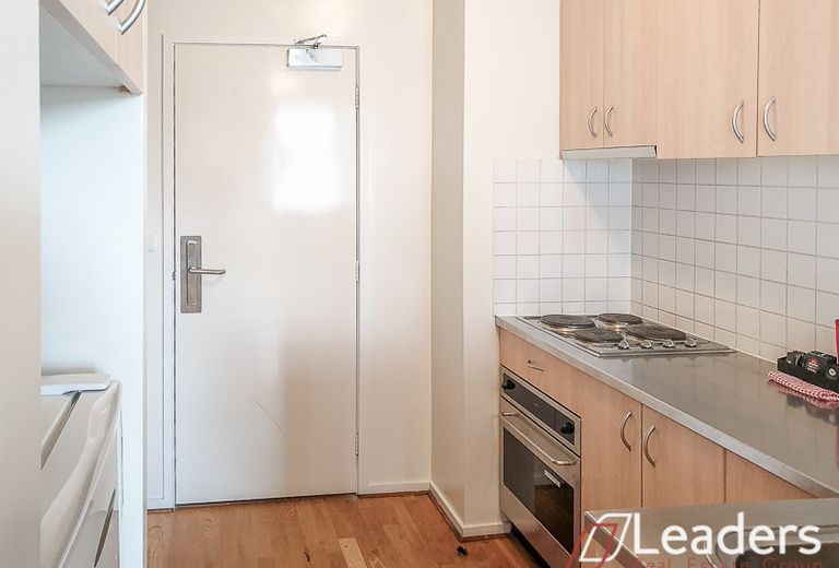 912 / 488 SWANSTON STREET, Carlton