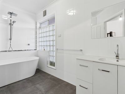 19 Maple Crescent, Jerrabomberra