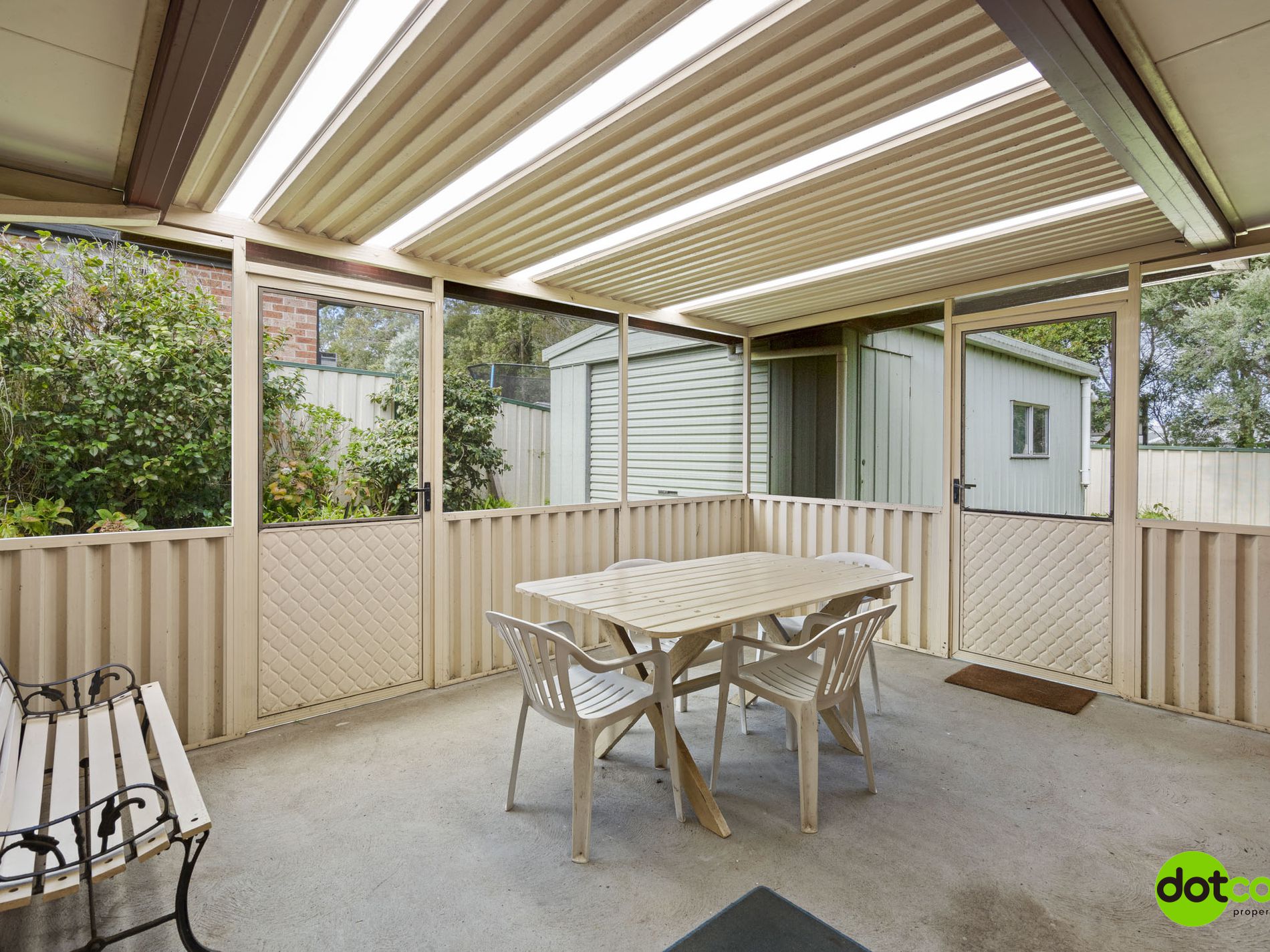 8 Gavin Way, Lake Haven