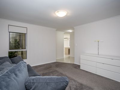 3 / 14 Carbine Bend, Byford