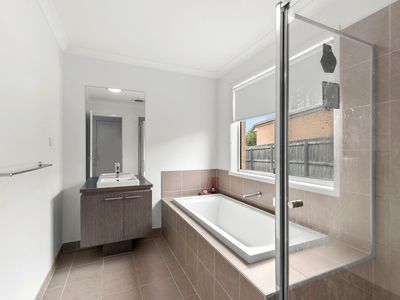 20-22 Sandhills Street, Armstrong Creek