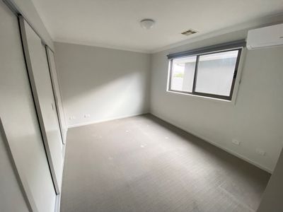 2 / 10 August Street, Werribee