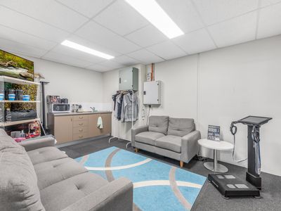 M1 / 4-8 Burke Crescent, North Lakes
