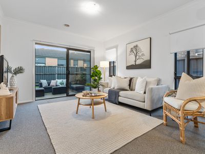 12 Seasons Drive, Botanic Ridge