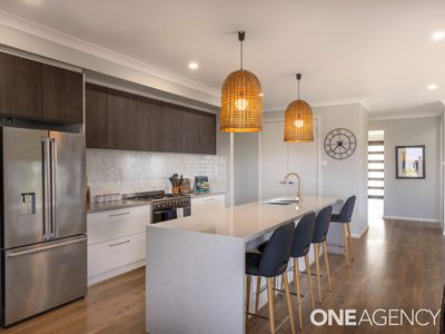 18 Halloran Street, Vincentia