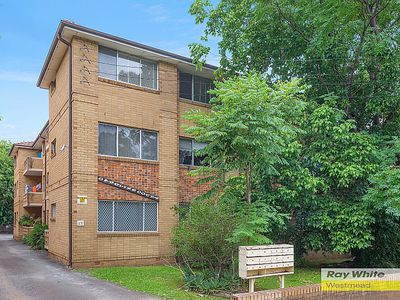 10/17 Caroline Street, Westmead