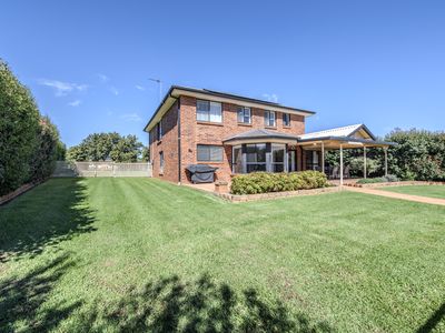 18 Lancaster Park Place, Dubbo