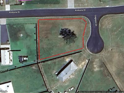 2 LAGOON COURT, Woodgate