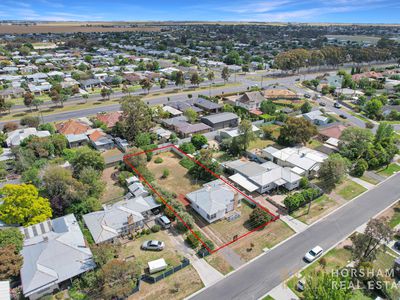 8 Federation Avenue, Horsham
