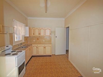 12 Bailey Street, Dubbo