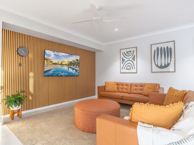 131-133 Townsvale Drive, Woodhill