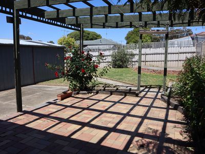 11 SMITH STREET, Seymour