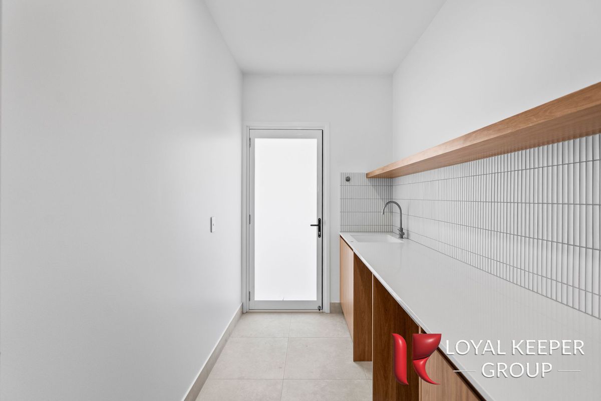 1 ACHILLES STREET, Greenbank