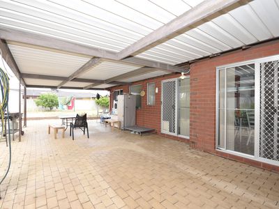 71 Ashburton Drive, Gosnells
