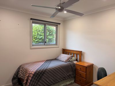 1 Simmonds Street , Mount Beauty