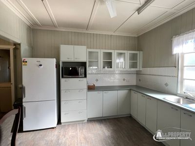 Room 1 / 20 East Street, Gatton